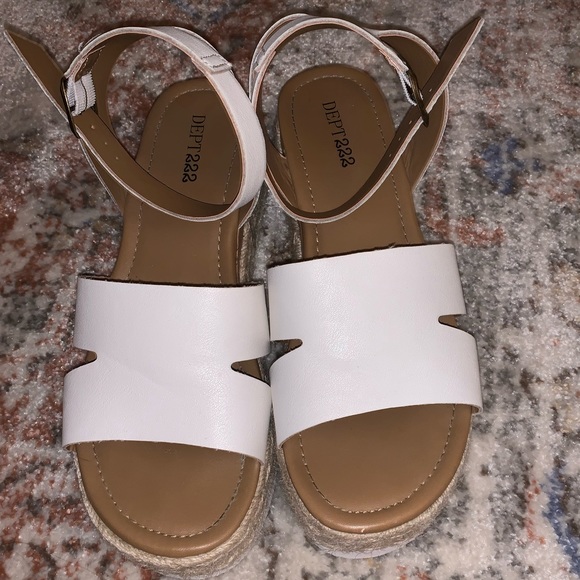Thick wedge white sandals - Picture 1 of 4